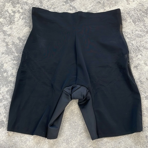 New Honeylove SuperPower Mid Rise Compression Shapewear Shorts Runway Sz L - Picture 4 of 11